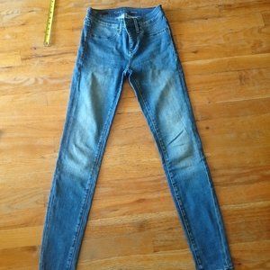 Calvin Klein Jeans Mid Rise Super Skinny